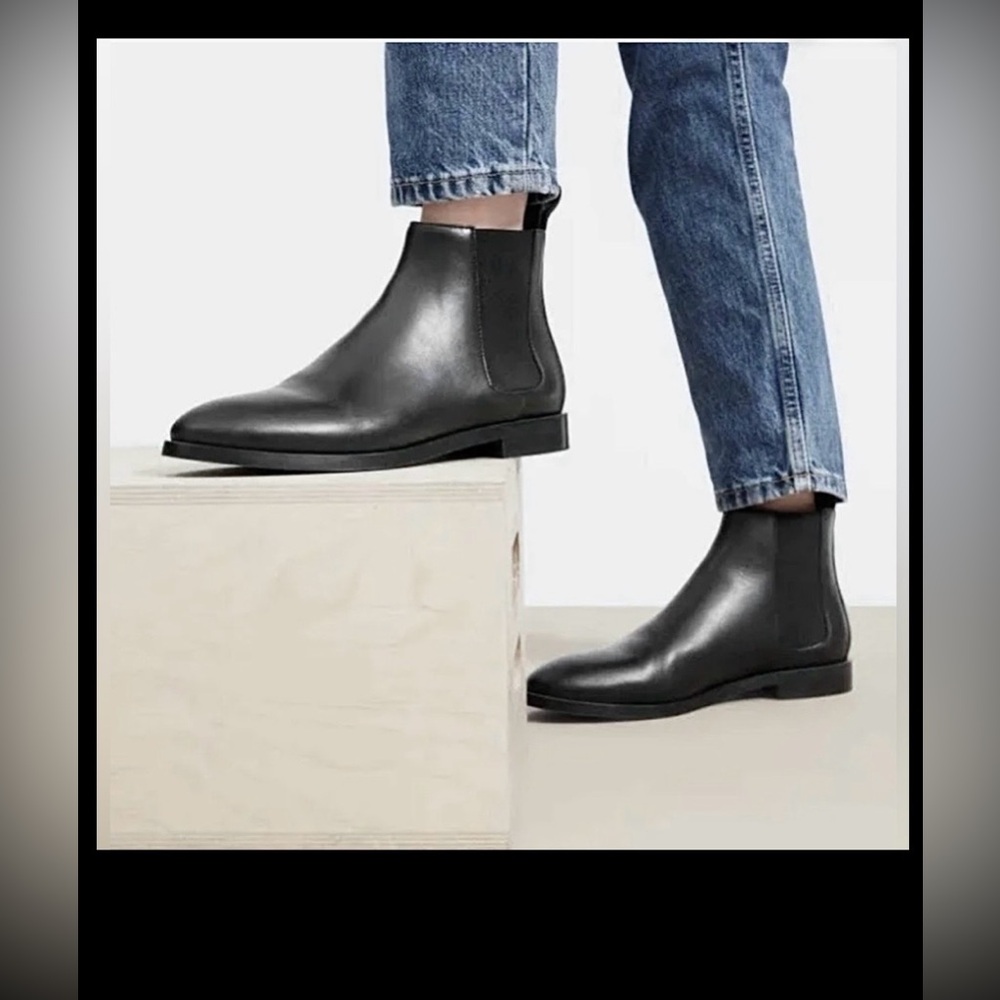 Everlane The Modern Chelsea Ankle Boot in Black Leather Made in Italy Size 9